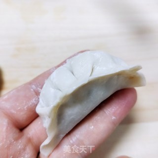 白菜肉馅饺子的做法步骤：9