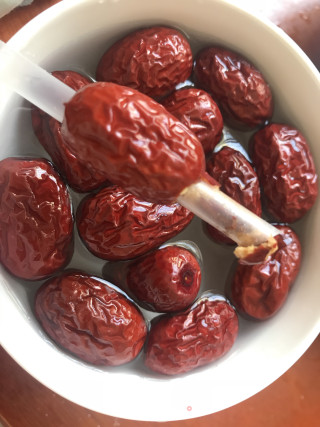 红枣夹红薯糯的做法步骤：2