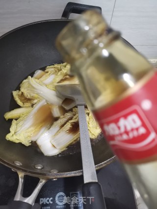 白菜炖土豆粉的做法步骤：5