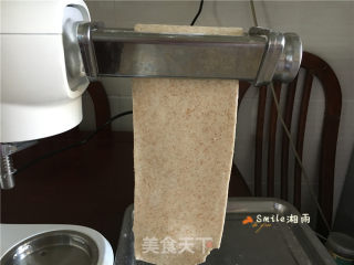 自制全麦面条的做法步骤：7