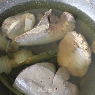 辣炒羊肺片的做法步骤：1
