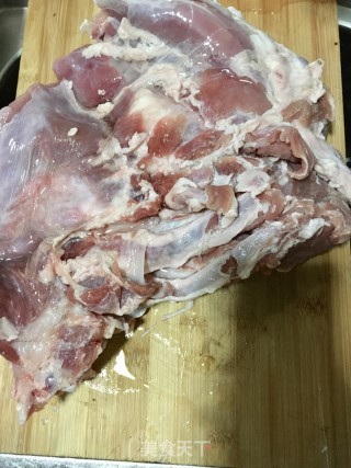 盐水羊肉的做法步骤：1