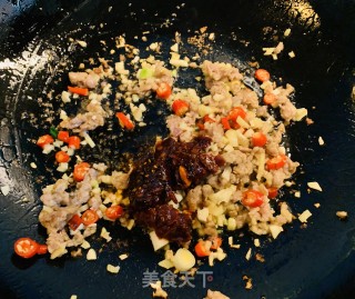 火麻仁酱香魔芋烧豆腐的做法步骤：4