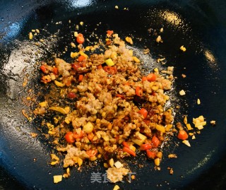 火麻仁酱香魔芋烧豆腐的做法步骤：5