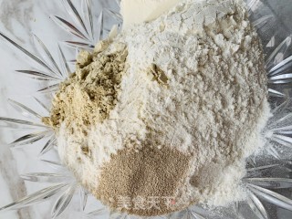 火麻黑芝麻酱火烧的做法步骤：2