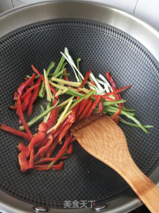 双椒炒羊肚的做法步骤：6