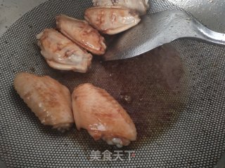 红烧鸡翅土豆的做法步骤：3
