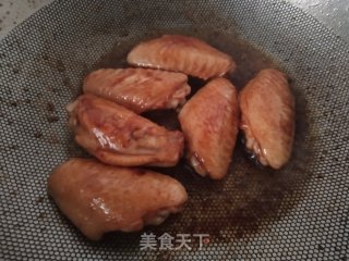 红烧鸡翅土豆的做法步骤：4