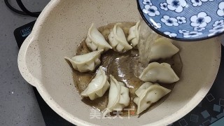 快手早餐煎饺的做法步骤：4