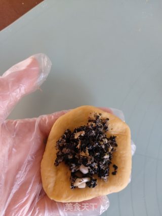 芝麻咸包(南瓜味)的做法步骤：9