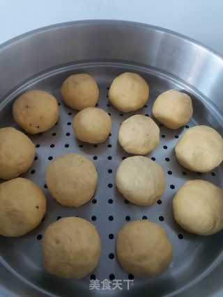 芝麻咸包(南瓜味)的做法步骤：10