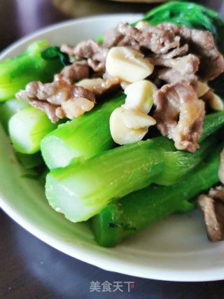 牛肉炒菜心的做法步骤：10