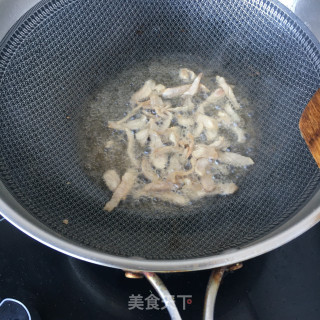 肉丝炒茭白的做法步骤：6