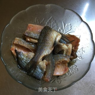 香酥小鲫鱼的做法步骤：3
