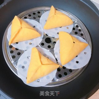 南瓜红糖三角包的做法步骤：14
