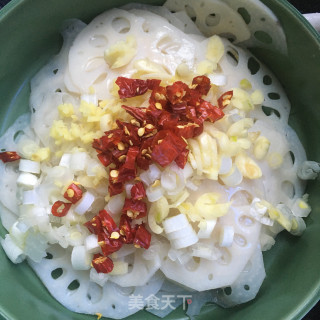 糖醋九孔莲的做法步骤：7