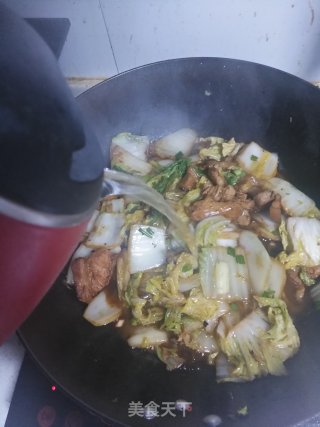 白菜猪肉炖粉条的做法步骤：12