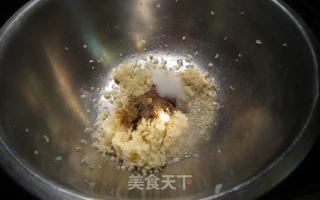 蒜茸咸猪肉炒西葫芦的做法步骤：3