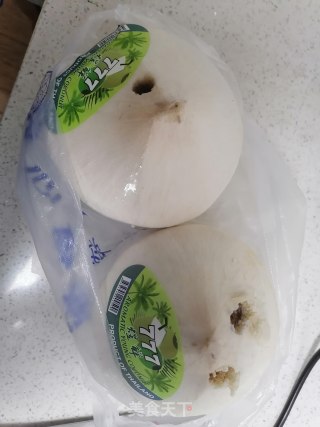 椰子煲鸡的做法步骤：1