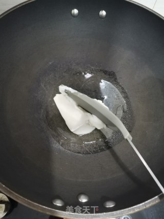白菜炖豆腐的做法步骤：3