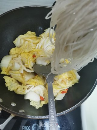 香辣白菜粉丝的做法步骤：6