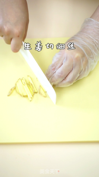 番茄牛小排汤的做法步骤：3