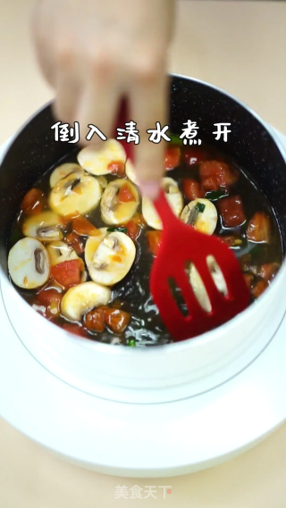 番茄牛小排汤的做法步骤：11