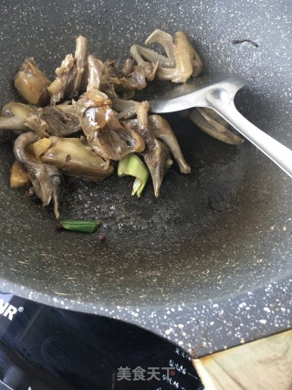 鹌鹑炖莲藕的做法步骤：11