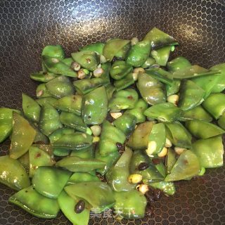 豉香青椒烧扁豆的做法步骤：8