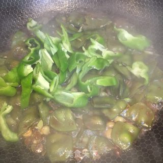豉香青椒烧扁豆的做法步骤：10