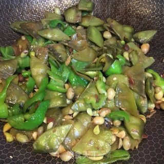 豉香青椒烧扁豆的做法步骤：11