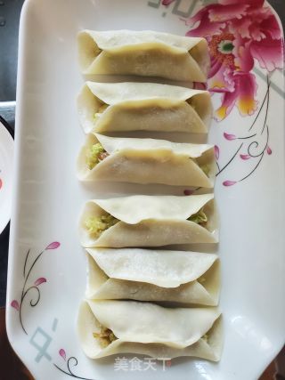 猪肉白菜锅贴的做法步骤：7