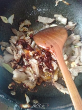 干锅茶树菇的做法步骤：8