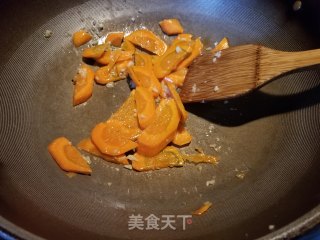 鱼饼炒紫菜花的做法步骤：9