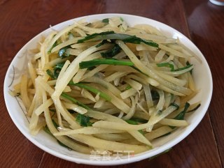 韭菜炒土豆丝的做法步骤：7