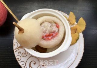 新鲜枸杞冰糖炖雪花梨的做法步骤：11