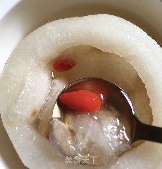 新鲜枸杞冰糖炖雪花梨的做法步骤：13