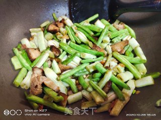 五花肉炒不老豆的做法步骤：6