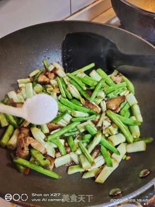 五花肉炒不老豆的做法步骤：7