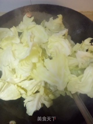 腊肉炒包菜的做法步骤：4