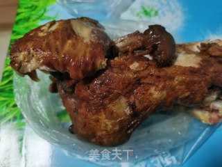 杏鲍菇炒百味鸡的做法步骤：1