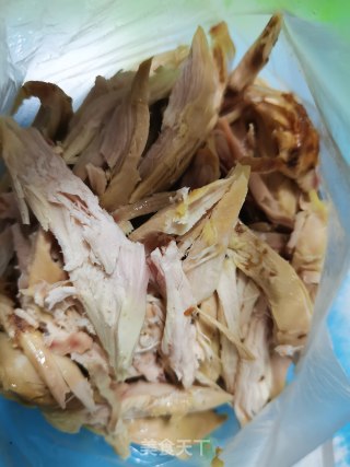 杏鲍菇炒百味鸡的做法步骤：2