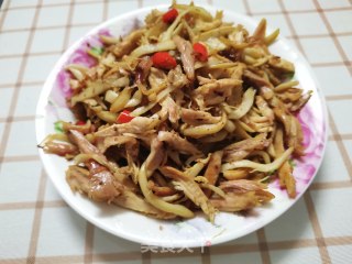 杏鲍菇炒百味鸡的做法步骤：11