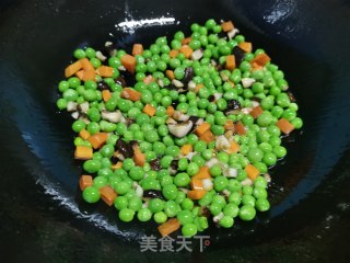炒青豆的做法步骤：5