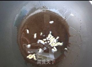 香菇炒西葫芦的做法步骤：5