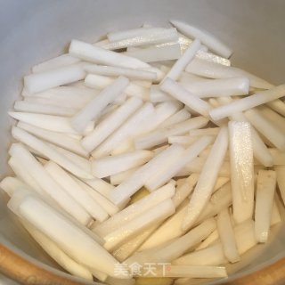 萝卜肉丸炖蛋饺的做法步骤：5