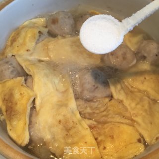 萝卜肉丸炖蛋饺的做法步骤：9