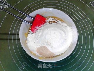 葱香黑椒土豆华夫饼的做法步骤：5