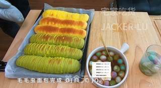 家常毛毛虫面包，简单又经典的甜品，入口细腻，绵软有嚼劲。的做法步骤：21
