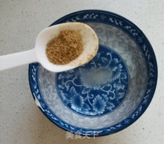 凉拌饺子皮的做法步骤：7